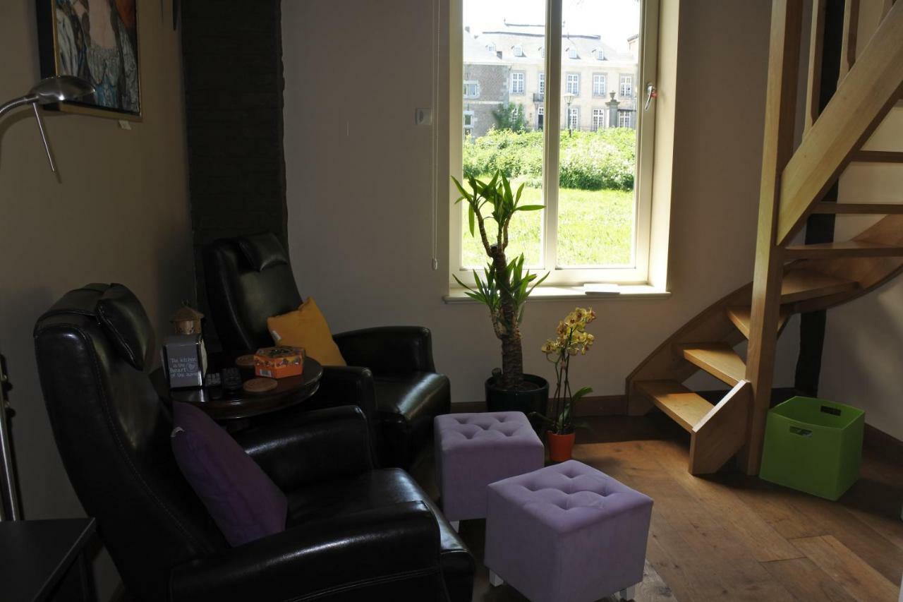 B & B Kasteelhoeve Borgharen - มาสทริชท์ ภายนอก รูปภาพ